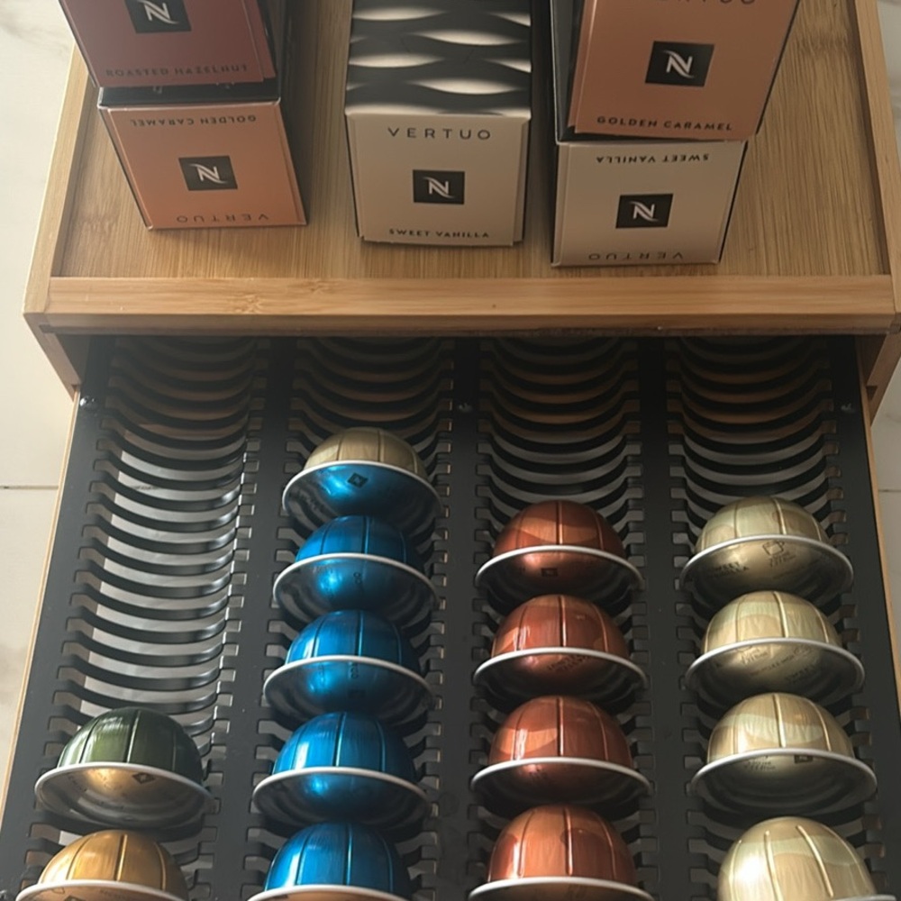 Nespresso Machine - Picture 4 of 4